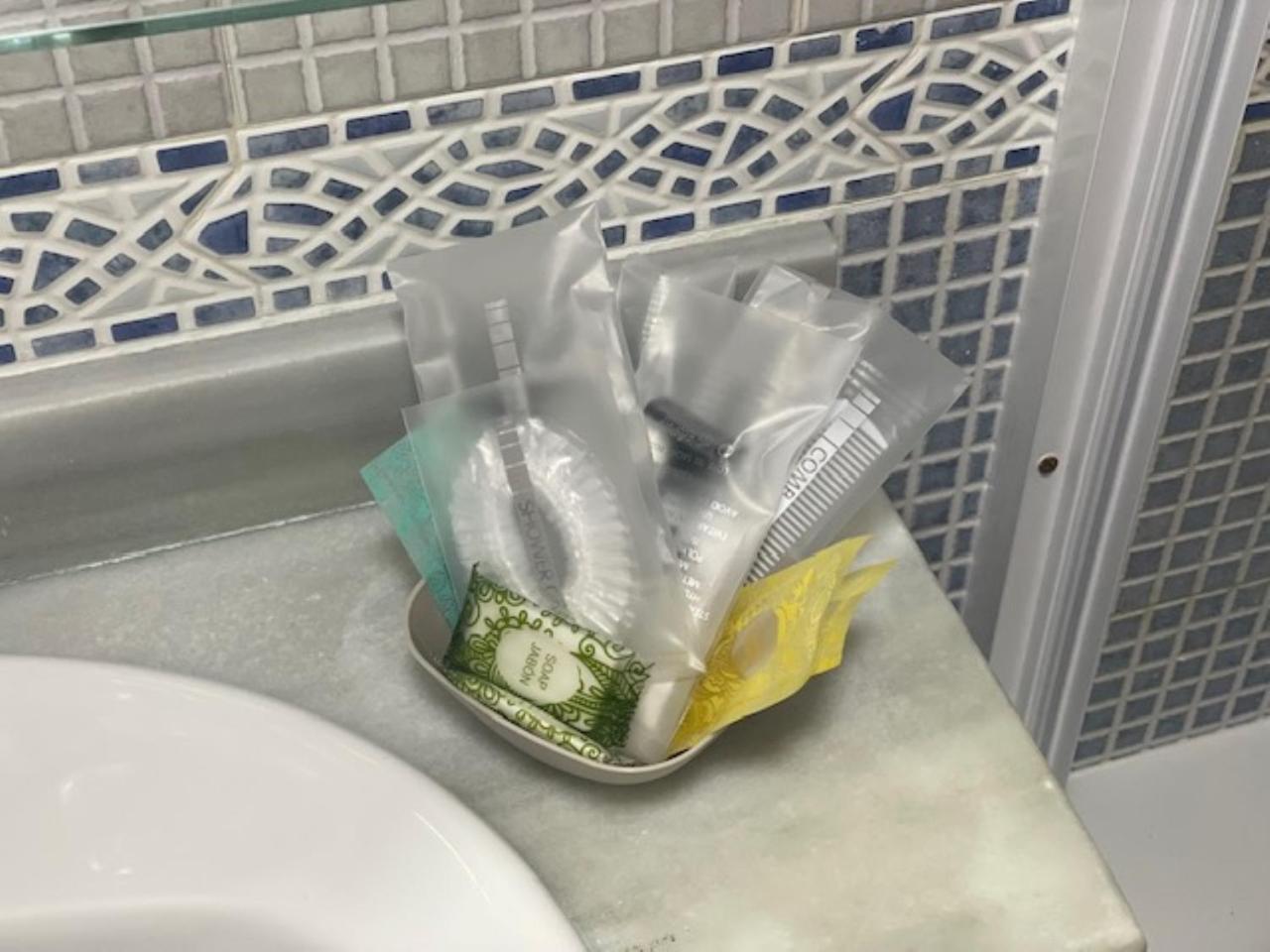 فندق أنفورا مليللا المظهر الخارجي الصورة
